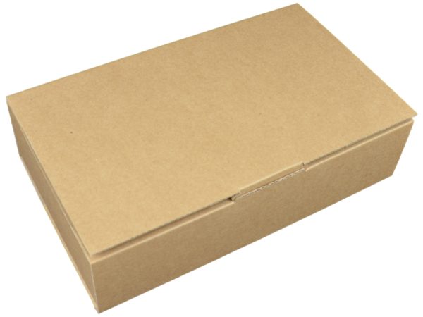 Foto eines geschlossenen, braunen Kartons mit E-Welle
